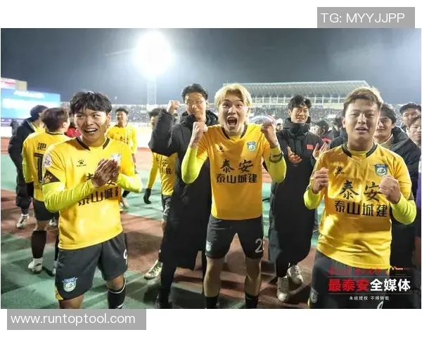 湖人浓眉哥关键封盖力助球队获胜